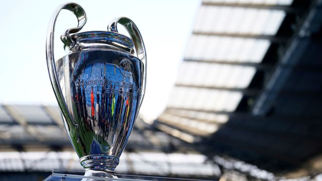 球队后防的 球队后防的